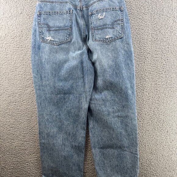 American Eagle High Rised Mom Distressed Denim Jeans Size 12 Short - Picture 5 of 7